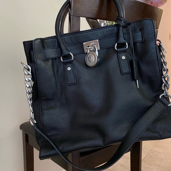 Michael Kors Handbags - Michael Kors Hamilton Large Soft Leather Handbag